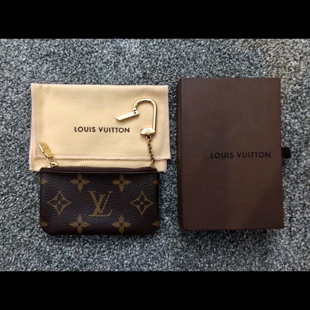 Louis Vuitton Pochette Cles Monogram Key Pouch